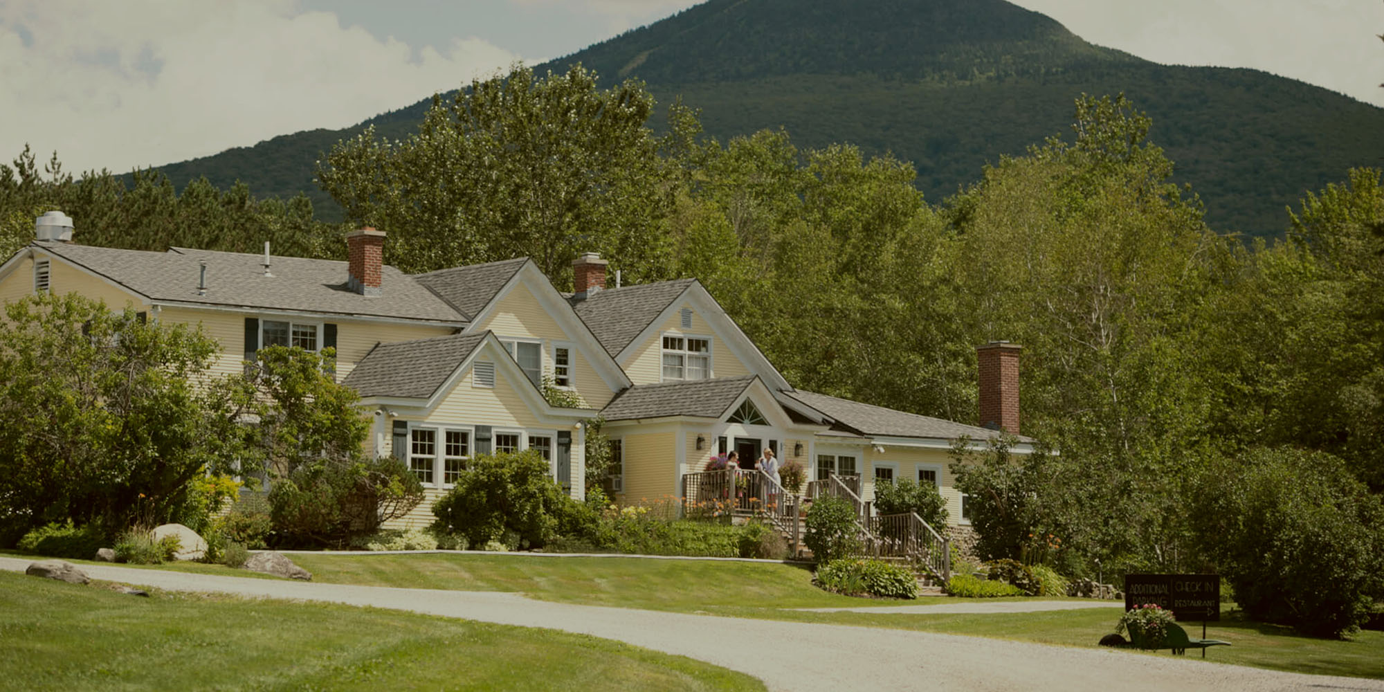 Overview The Red Clover Inn