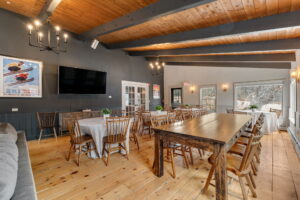 Large Dining Area3